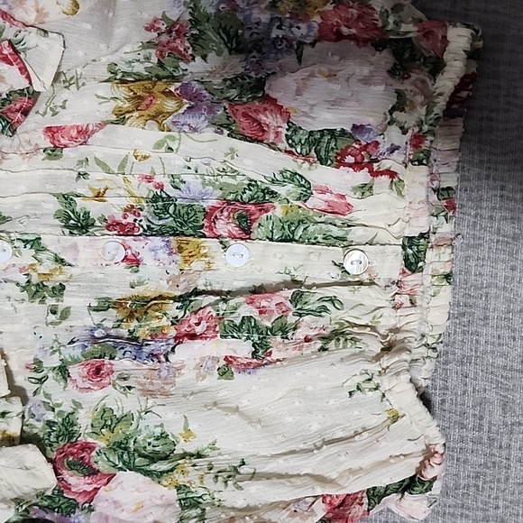 Love Shack Fancy skirt set size 4/5. - Picture 4 of 9